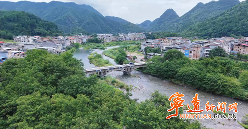 癞子山换装记:一泓清水润活“金山”3_副本500.png 癞子山换装记:一泓清水润活“金山”3_副本500.png