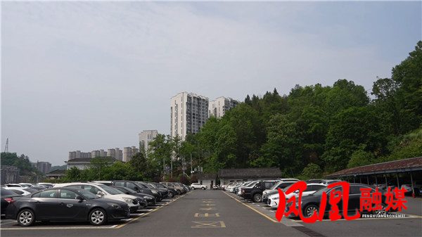 凤凰县：入选国家级精品自驾旅游公路 凤凰[00_06_58][20260824-121327].jpg
