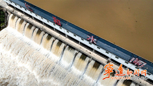 宁远:科学应对台风“沙德尔”3_副本500.jpg