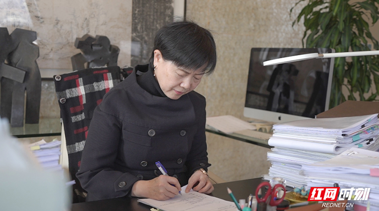 湘商聚衡·衡商担当｜凌菲菲：黄浦江畔筑商道 湘江之滨报桑梓