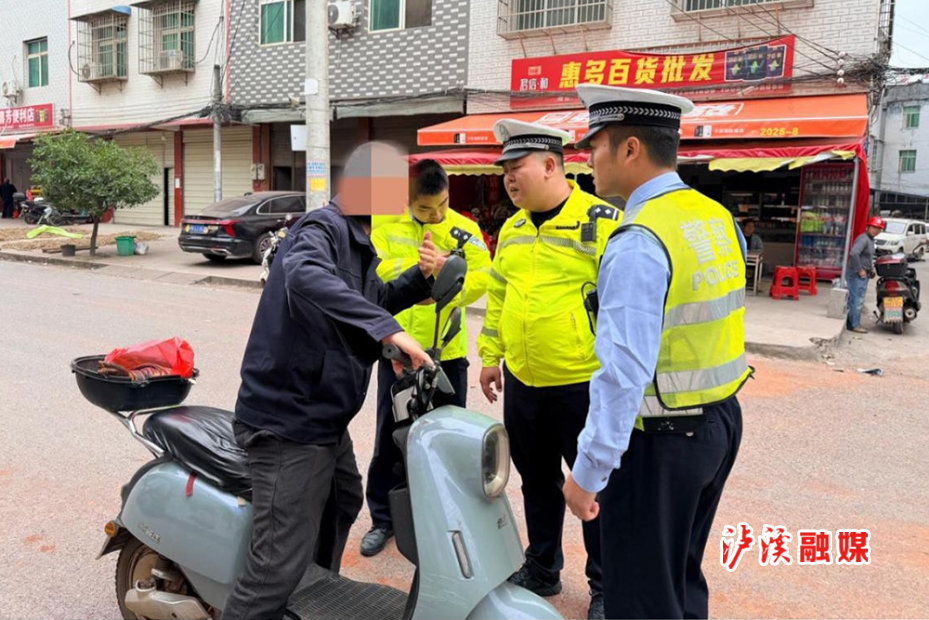 合水交通检查.jpg 合水交通检查.jpg