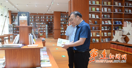 市“扫黄打非”办公室到宁远开展出版物市场专项督查行动_副本500.png