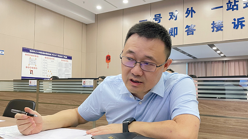 回应教育民生关切 株洲市教育局局长接听12345政务服务热线