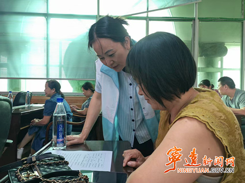 宁远县东溪街道:开展儿童关爱服务专题培训_副本500.jpg 宁远县东溪街道:开展儿童关爱服务专题培训_副本500.jpg