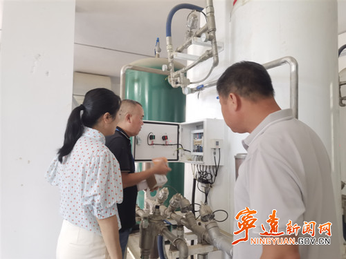 【安全生产大排查大整治】宁远县医共体总医院中医医院院区开展节前安全生产大检查_副本500.jpg