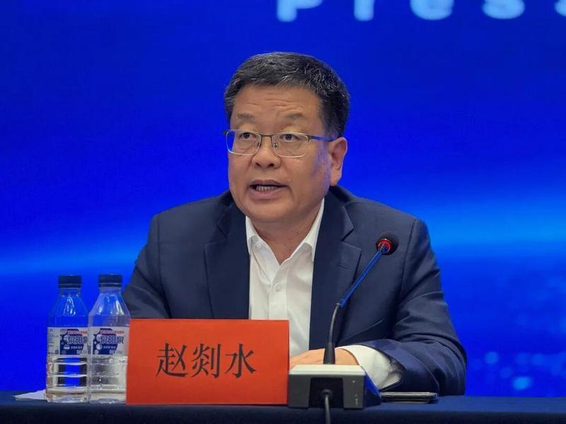 中国农业机械工业协会会长赵剡水答记者问