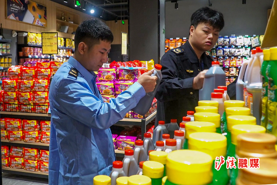市监局检查.jpg2.jpg3.jpg 市监局检查.jpg2.jpg3.jpg