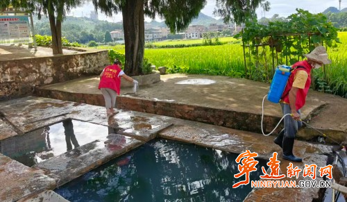 宁远县冷水镇:掀起迎“双节”爱国卫生运动热潮1_副本500.jpg 宁远县冷水镇:掀起迎“双节”爱国卫生运动热潮1_副本500.jpg