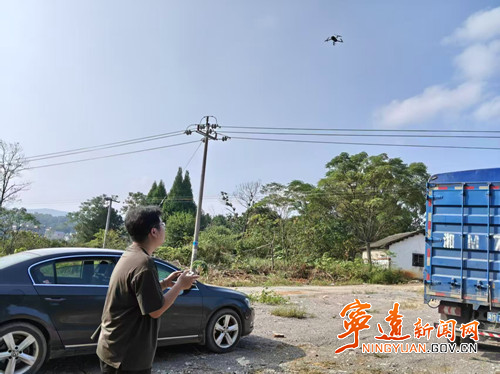 宁远县文庙街道:空地联动齐发力 禁种铲毒无死角_副本500.jpg 宁远县文庙街道:空地联动齐发力 禁种铲毒无死角_副本500.jpg