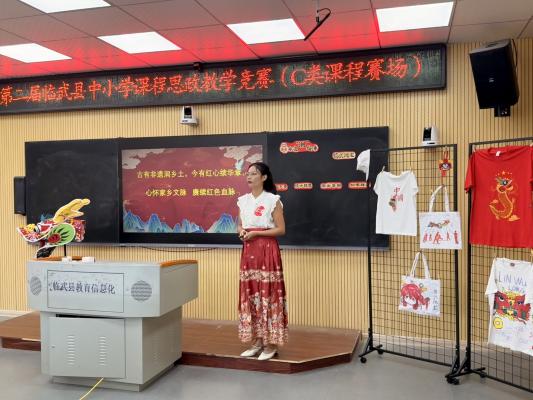 1美术组特写.jpg