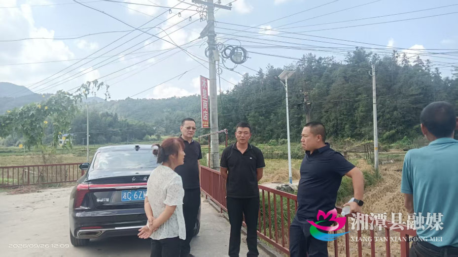 e515b9fe09cbd99d747b9b6315075760.jpg e515b9fe09cbd99d747b9b6315075760.jpg