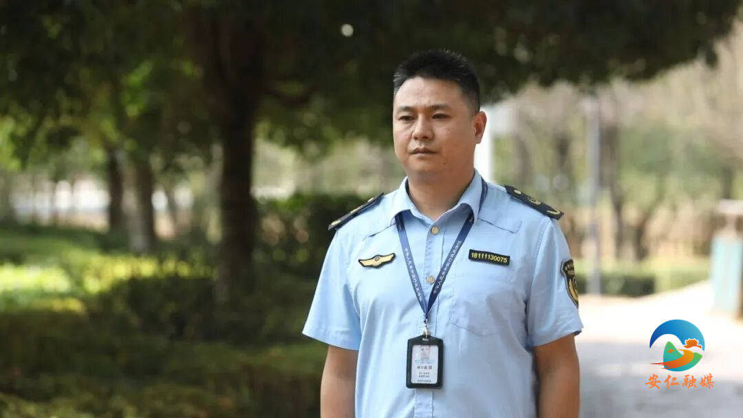 周万超.jpg