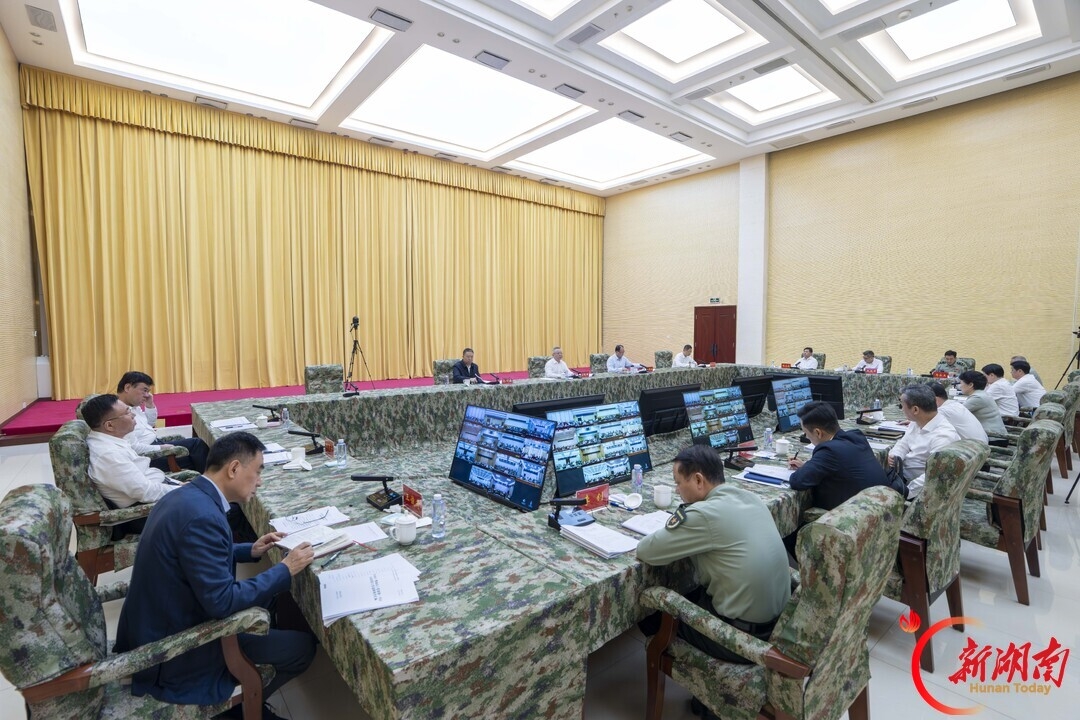 省委议军会议、省领导过“军事日”活动暨军分区(警备区)党委第一书记述职会议举行