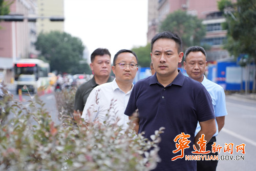 林亮亮调研城市配套设施建设工作_副本500.jpg