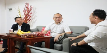 情暖重阳敬桑榆　关怀慰问暖人心 ——县领导重阳节前走访慰问我县正县级实职退休干部