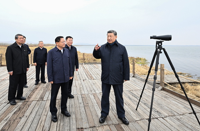 习近平在内蒙古乌兰察布考察