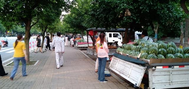 岳阳城管局发话！地摊，夜市，安排