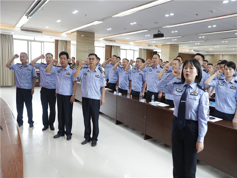 重温入党誓词.JPG