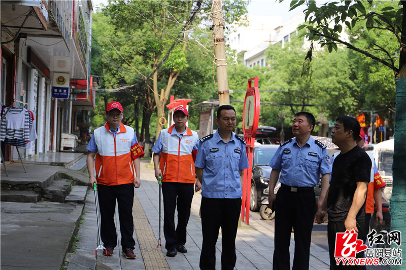 了解民中路工作开展情况.JPG
