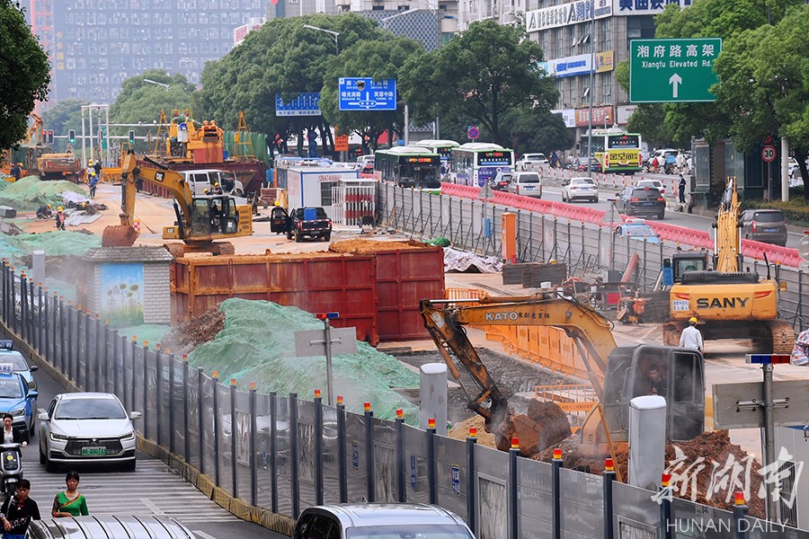 长沙地铁7号线开启围护结构施工
