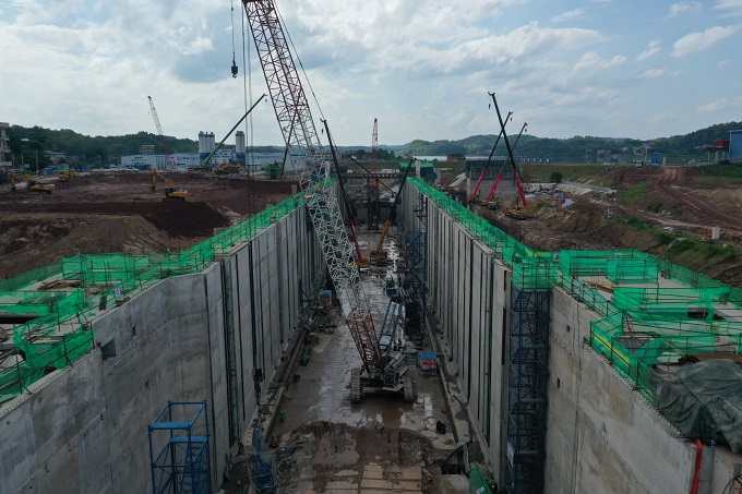 航务工程近尾洲项目现场一。单位供图