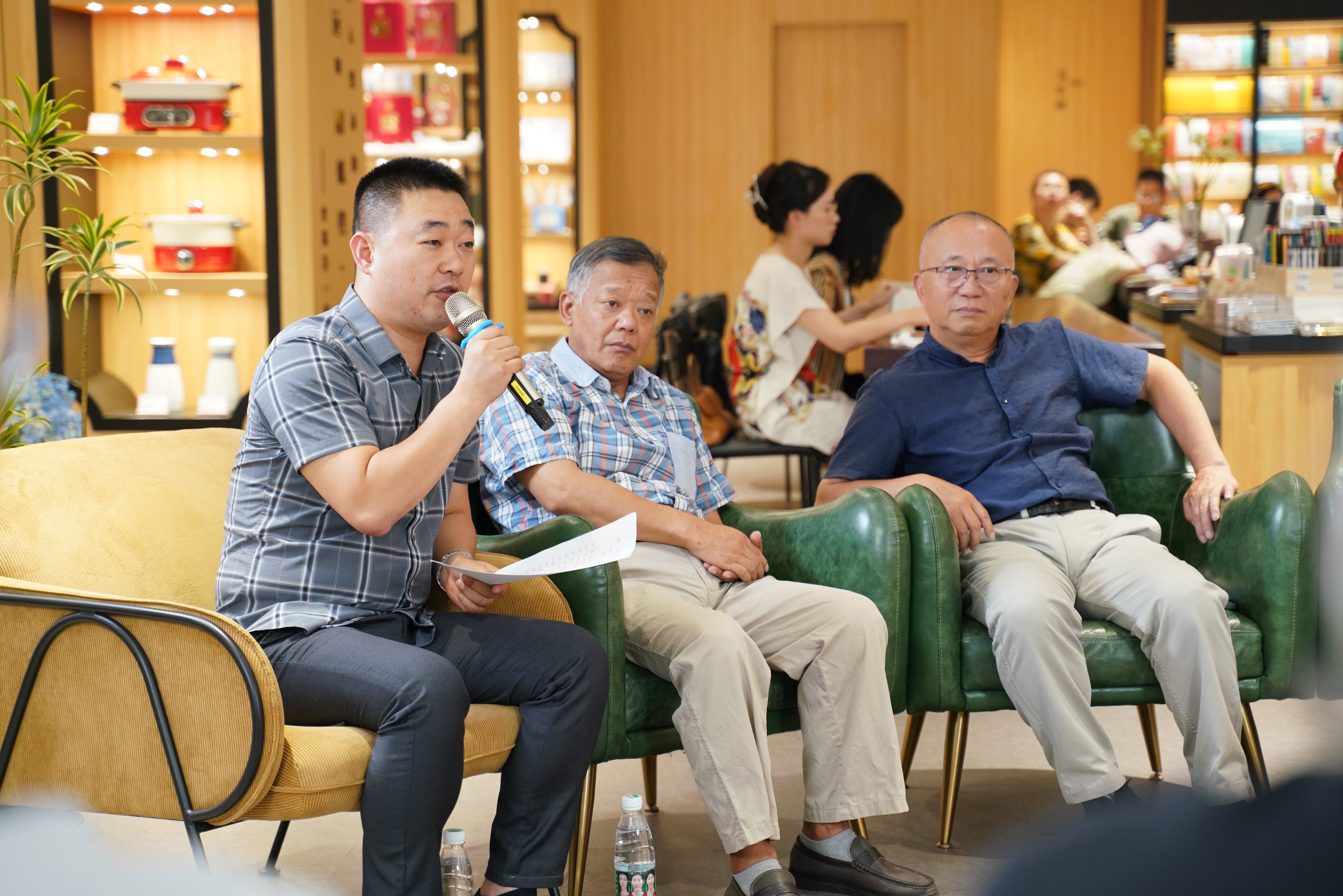 艺术沙龙 | 黄礼攸与三月渡船坡：一个艺术家与一座城的链接