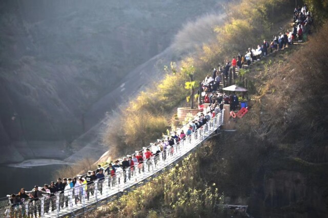 湖南日报要闻头条丨春节假期，郴州旅游为何这样火