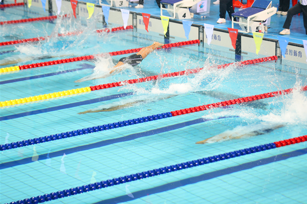 冬藏且待春发省游泳中心女水花游两手齐抓齐头并进战巴黎