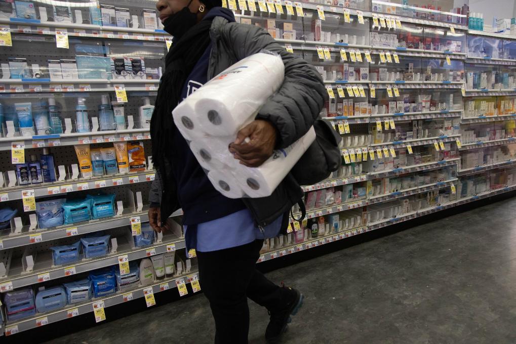 列国鉴·美国丨记者观察：更多美国人无奈“身兼多职”