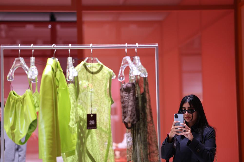 “限制第三方价格”欧盟处罚三大奢侈品牌