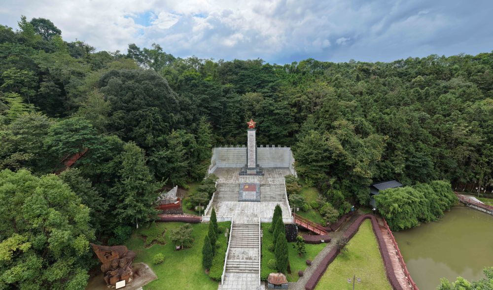 赓续长征精神 奋进复兴征程丨特写：一声“天下人” 回响铜鼓岭